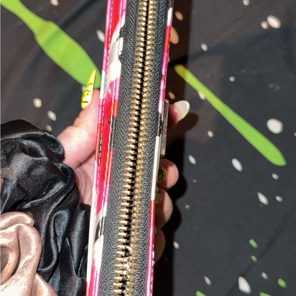 Kate spade Pink and Black Floral Wallet - Picture 5 of 6